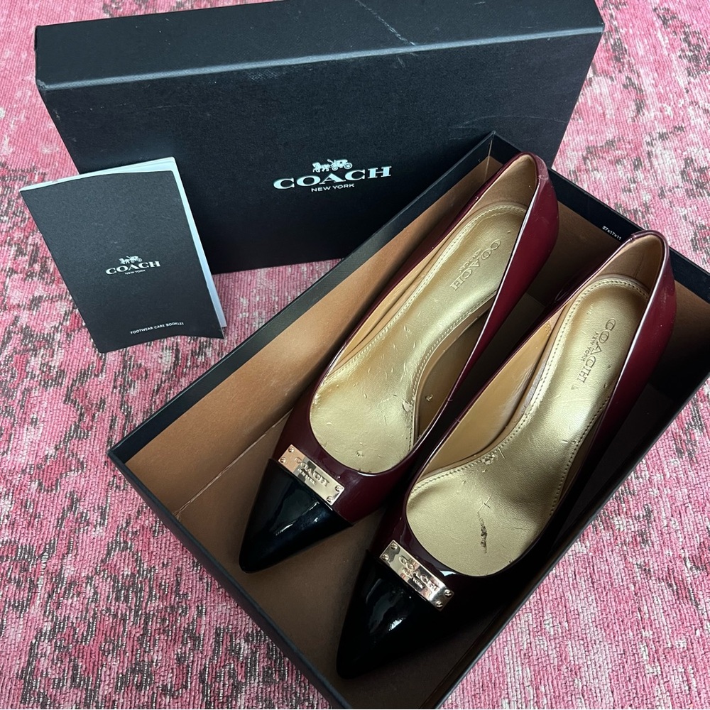 Coach Women's Black and Burgundy Heels